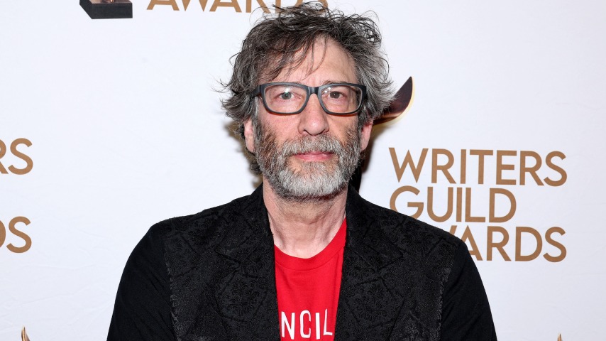 Neil Gaiman sues accuser for $500,000