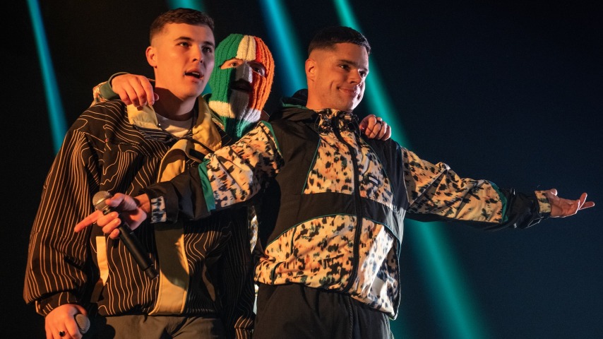 LIAM ÓG Ó HANNAIDH as Mo Chara or Liam Óg, JJ Ó DOCHARTAIGH as DJ Próvai or JJ, NAOISE Ó CAIREALLÁIN as Móglaí Bap or Naoise in 'Kneecap’ Image: Helen Sloan. Courtesy of Sony Pictures Classics