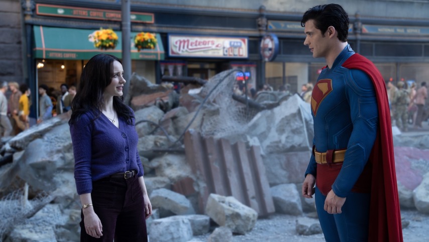 Intrepid reporter Lois Lane grills the Man Of Steel in new Superman trailer