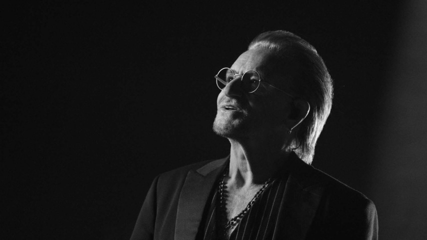 Bono's unvarnished earnestness makes his Stories Of Surrender worth hearing