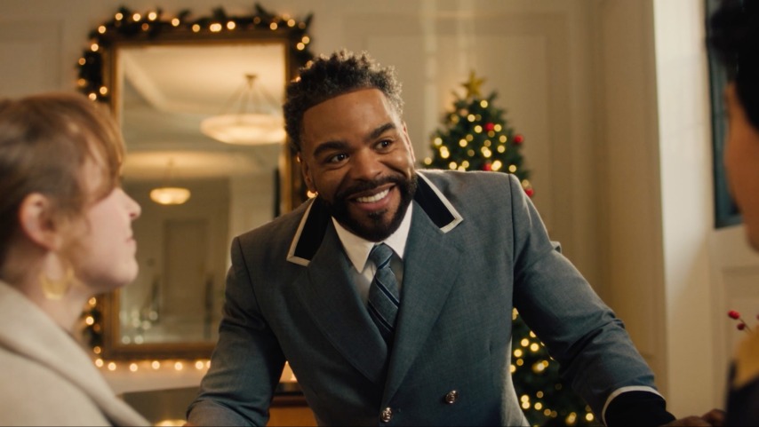It's gonna be lit in this exclusive clip from Bad Shabbos