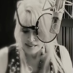 Dolly Parton is still a Rockstar in new Mötley Crüe collab
