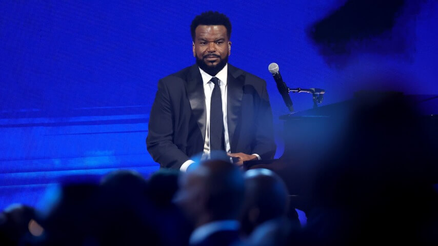 Craig Robinson says he's 