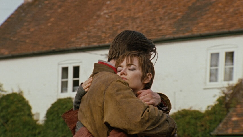 Emma Stone engages in strange ritual for Yorgos Lanthimos-directed 