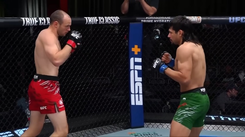 Paramount takes big swing on exclusive UFC rights