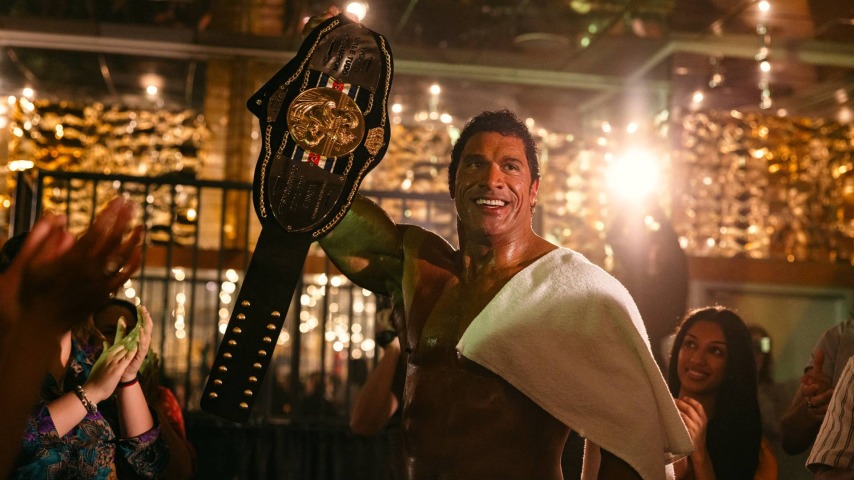 Dwayne Johnson is a soft-spoken Smashing Machine in new trailer