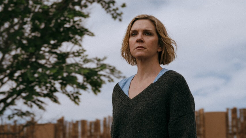 Albuquerque is cheery yet empty in first full Pluribus trailer