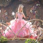 Ariana Grande asks fans, 