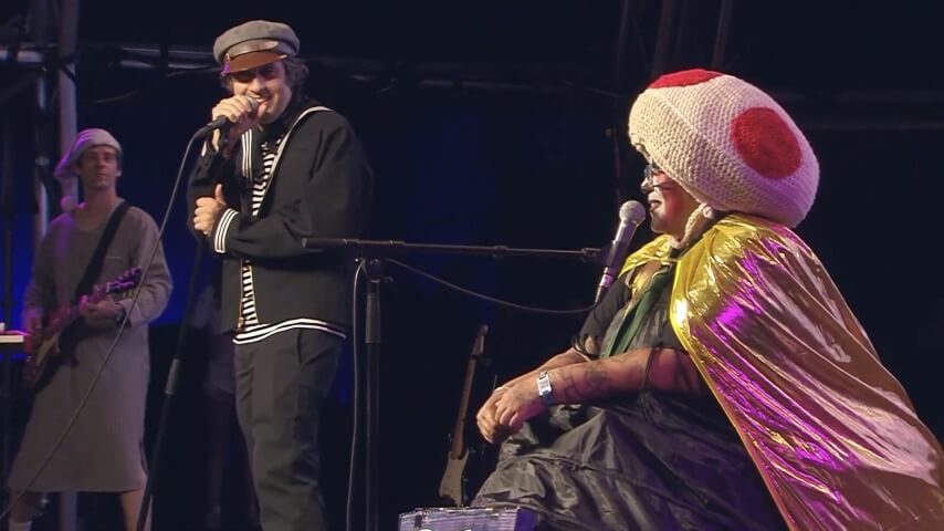 The Moldy Peaches are playing Carnegie Hall in 2026