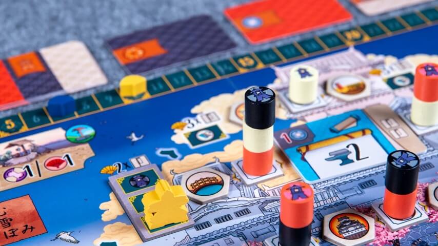 The White Castle Duel: 2023's best board game plays just as well for two