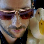 A comic writes an Israeli anthem, licks a boot in Yes trailer