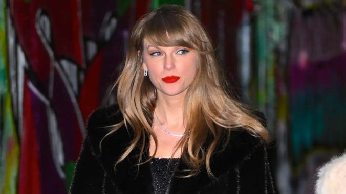 As Taylor Swift Traveled to ‘Outer Heaven’ for Her Birthday, Travis Kelce Stayed in the End Zone