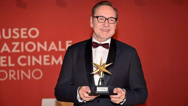 Kevin Spacey Accepts Italian Film Honor, Denies Crawling Out of Cave to Do So