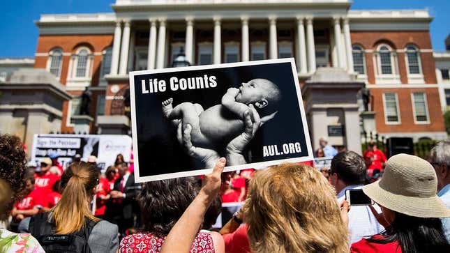 Texas Just Passed Its Terrifying, Extreme Anti-Abortion Bill