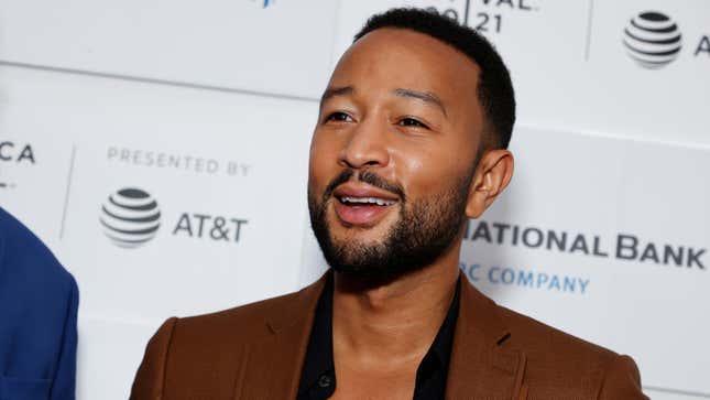 John Legend Says Michael Costello's Alleged DMs From Chrissy Teigen Are 'Completely Fake'