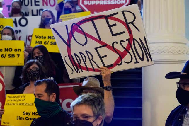 Texas Democrats Stage Dramatic Walkout, Blocking Draconian Voting Bill (For Now)