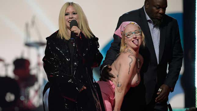 Avril Lavigne Tells Topless Protestor to ‘Get the Fuck Off, Bitch’ While Presenting at Juno Awards