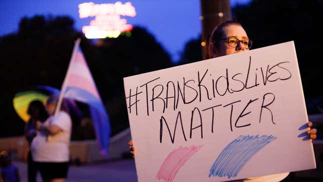 New Ohio Bill Authorizes ‘Genital Inspection’ in Bid to Block Transgender Student Athletes