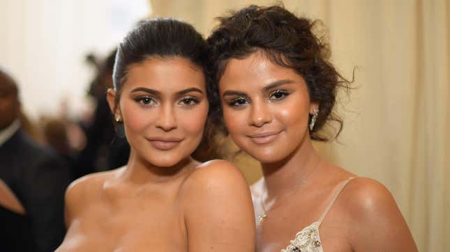 Selena Gomez dethrones Kylie Jenner on Instagram, later announces another  social media break