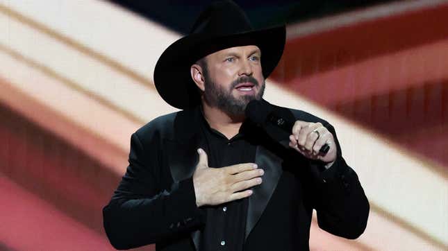 Garth Brooks Says His New Nashville Bar Will Be Safe for Trans People, Serve Bud Light