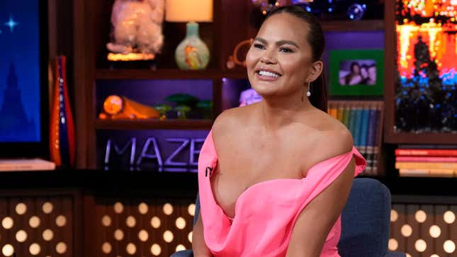 Chrissy Teigen Snaps at Haters Saying She Has a ‘New Face’ From Fillers: ‘I Gained Weight’