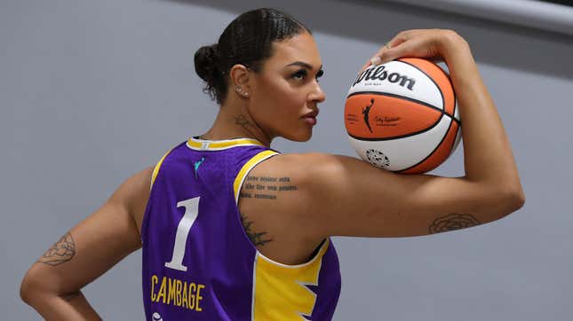 Liz Cambage’s WNBA Downfall Was Full of Drama. It’s Not All Her Fault.