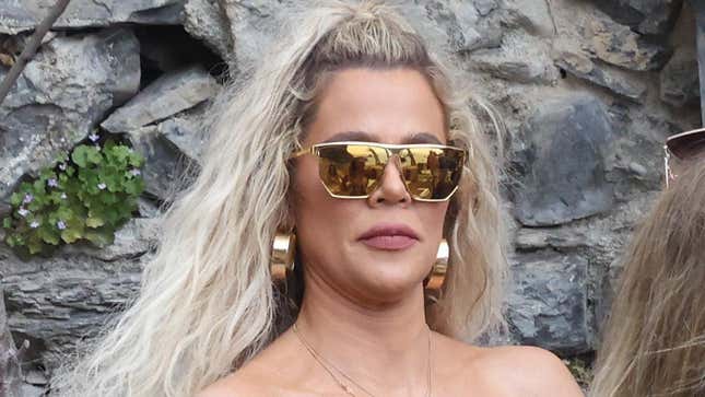 There’s Only One Important Photo From Kourtney Kardashian and Travis Barker’s Wedding