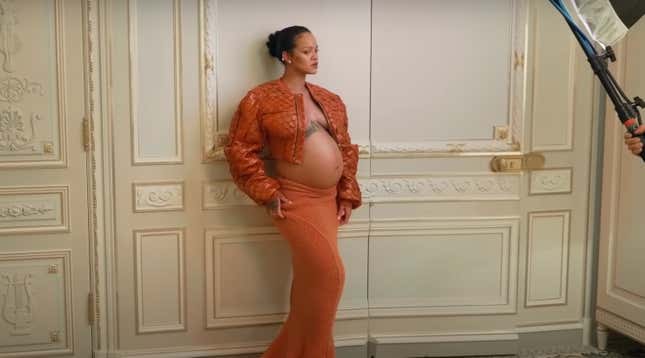 Rihanna Kinda Makes Me Want to Be Pregnant??