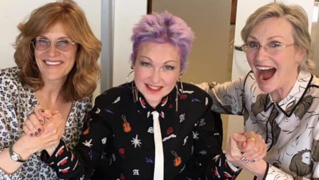 Jane Lynch and Cyndi Lauper to Star in New 'Golden Girls for Today' Netflix Series