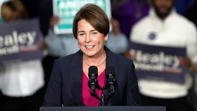 Maura Healey Makes History as Nation’s 1st Lesbian Governor