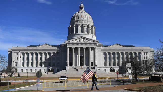 Missouri Legislature Debates Imposing Stricter Dress Code on Women Lawmakers