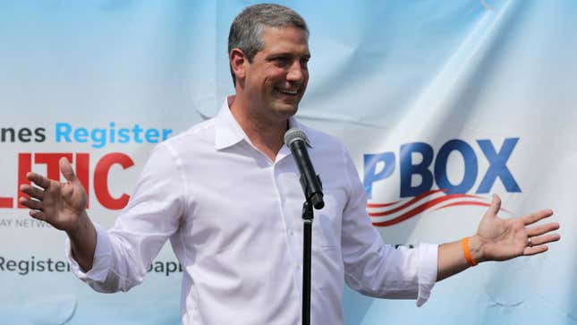 Why Is Tim Ryan's 2020 Campaign Selling 'Namaste, America' Shirts?