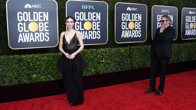Here's Your Shiny and Golden (Globes) Open Thread!