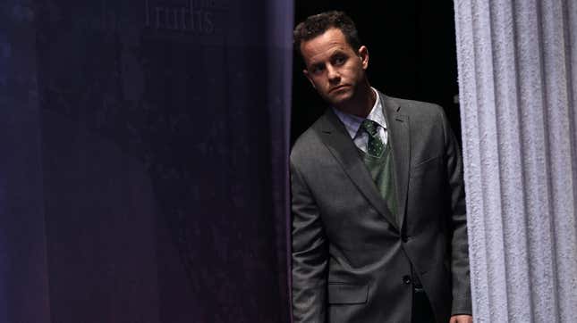 No Carolers Left Behind in Kirk Cameron Protest