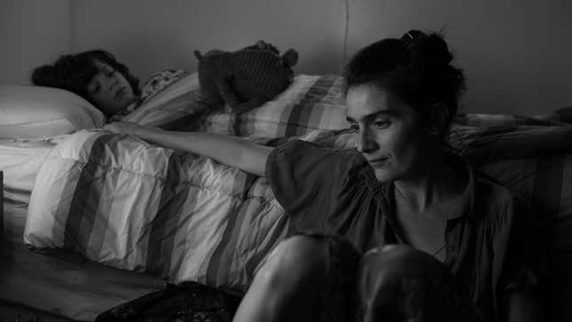 Gaby Hoffmann Opens Up About Child Fame and Her Dream of a World Without Awards Shows