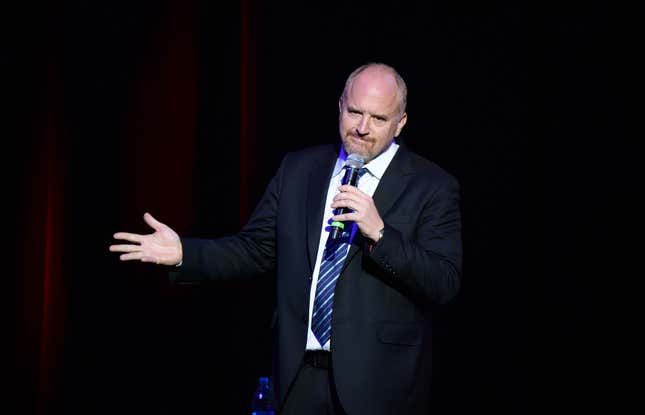 Louis CK Performed in Front of a Big Sign That Said ‘SORRY,’ Still Isn’t Sorry