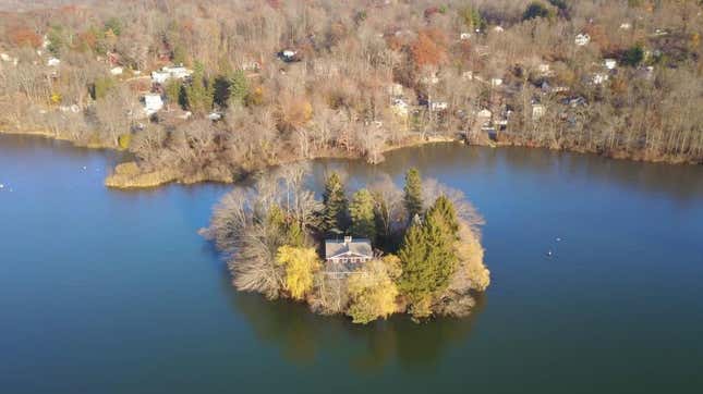 Will Someone Please Buy Me This $850K Private Island in New York?