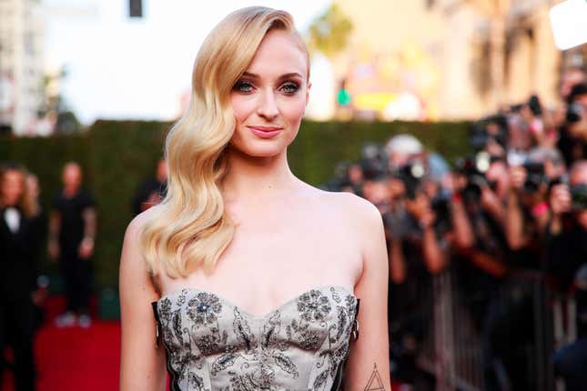 Sophie Turner Once Tried to Seduce Matthew Perry With a Lighter