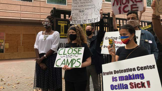Report Finds 19 Women at ICE Detention Center Were Subject to Aggressive Gynecological Treatments Without Consent