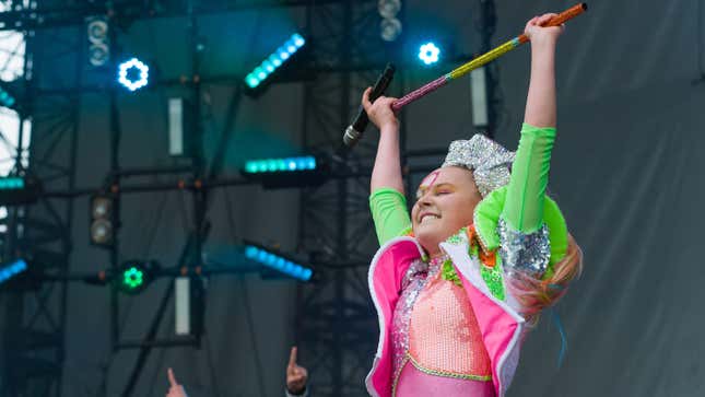 JoJo Siwa's Girlfriend (!!!) Encouraged Her to Come Out