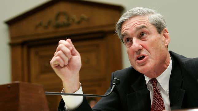 Robert Mueller Latest Dude to Complain About William Barr's Fifth-Grade Reading Level