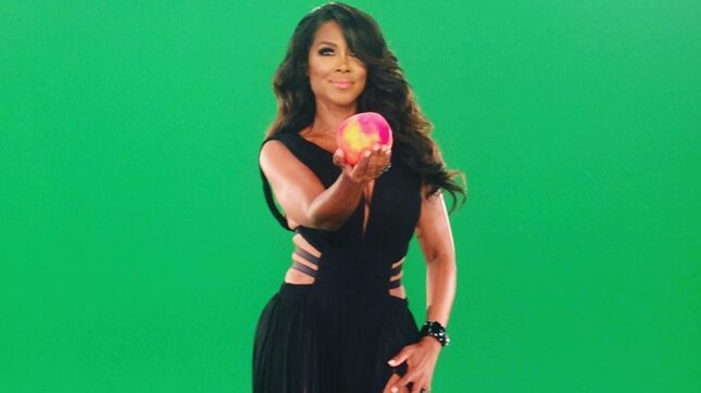 Kenya Moore Is Returning (Re-Twirling?) to Save The Real Housewives of Atlanta