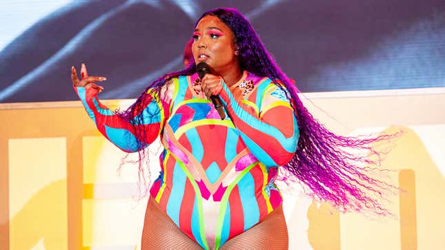 Lizzo Apologizes for Accusing a Postmates Driver of Stealing Her Food