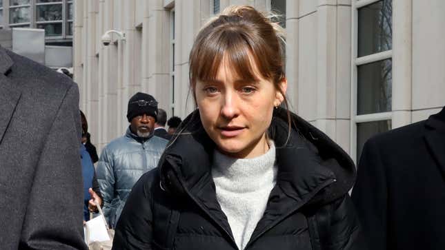 Allison Mack Pleads Guilty to Racketeering Charges in NXIVM Case, Admits to Keeping a 'Slave'