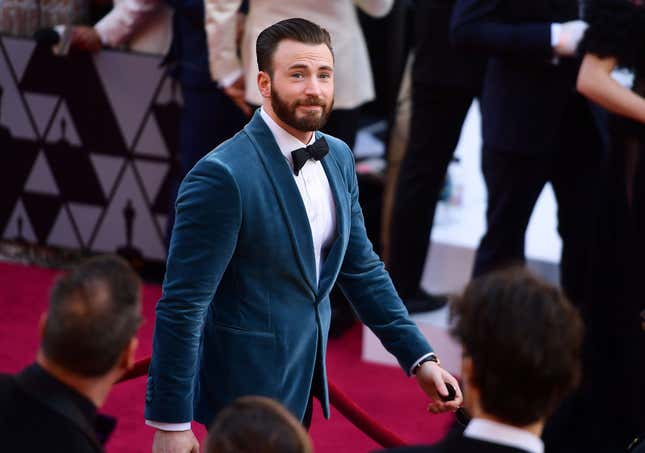 Everyone Is Having a Great Time Teasing Chris Evans About Accidentally Leaking His Own Nudes