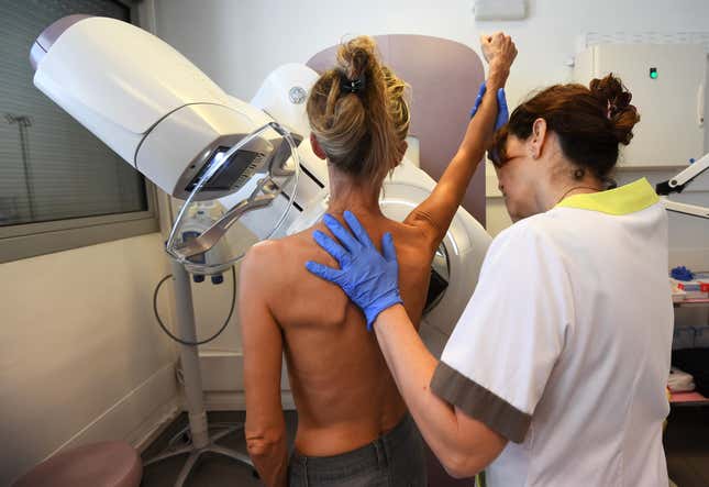 Cool, Medical Experts Still Can't Agree on When People Should Start Getting Mammograms