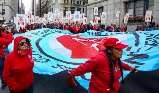 'We’re Setting Up Our Kids for Failure': Carrying the Banner With Chicago Teachers
