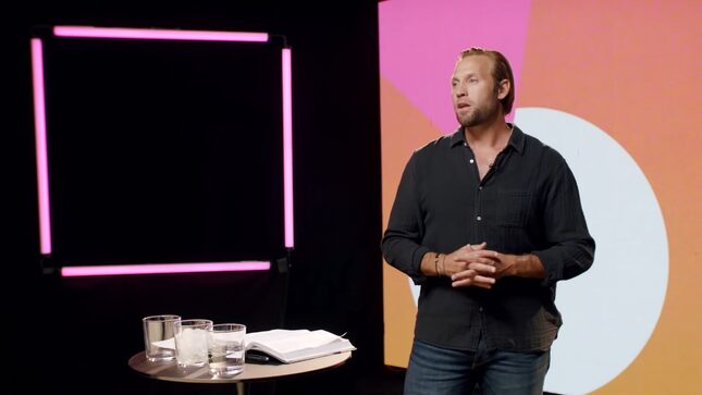 Hillsong's Temporary New Pastor Is a Real Estate Agent Who Wants to Sell a House to Jesus