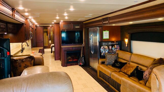 Bret Michaels's $170,000 Disinfected Tour RV Can Be My New Tiny Home