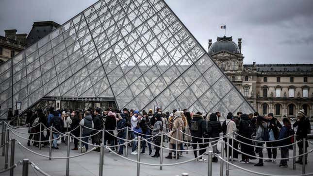 You Don't Louvre to See It, Coronavirus Fears Shut Down Paris Museum